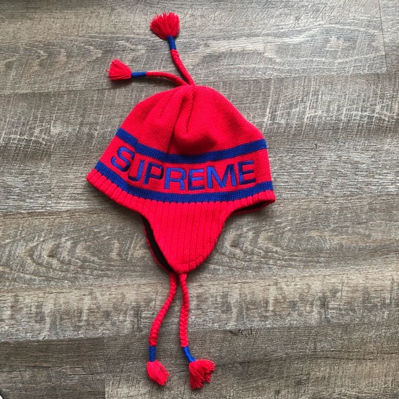 NWT Supreme earflap beanie red - Picture 1 of 5
